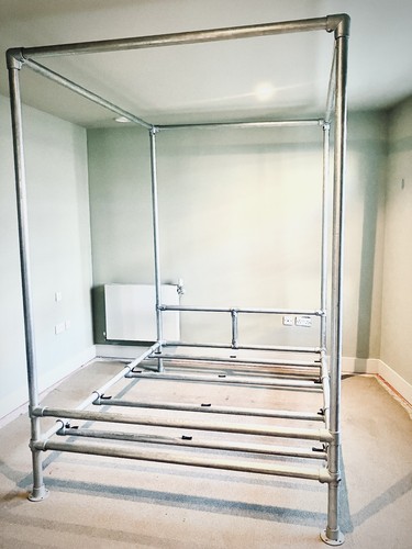 Four poster steel - steel, bed