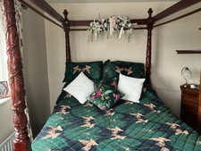Antique Four Poster Bed Very